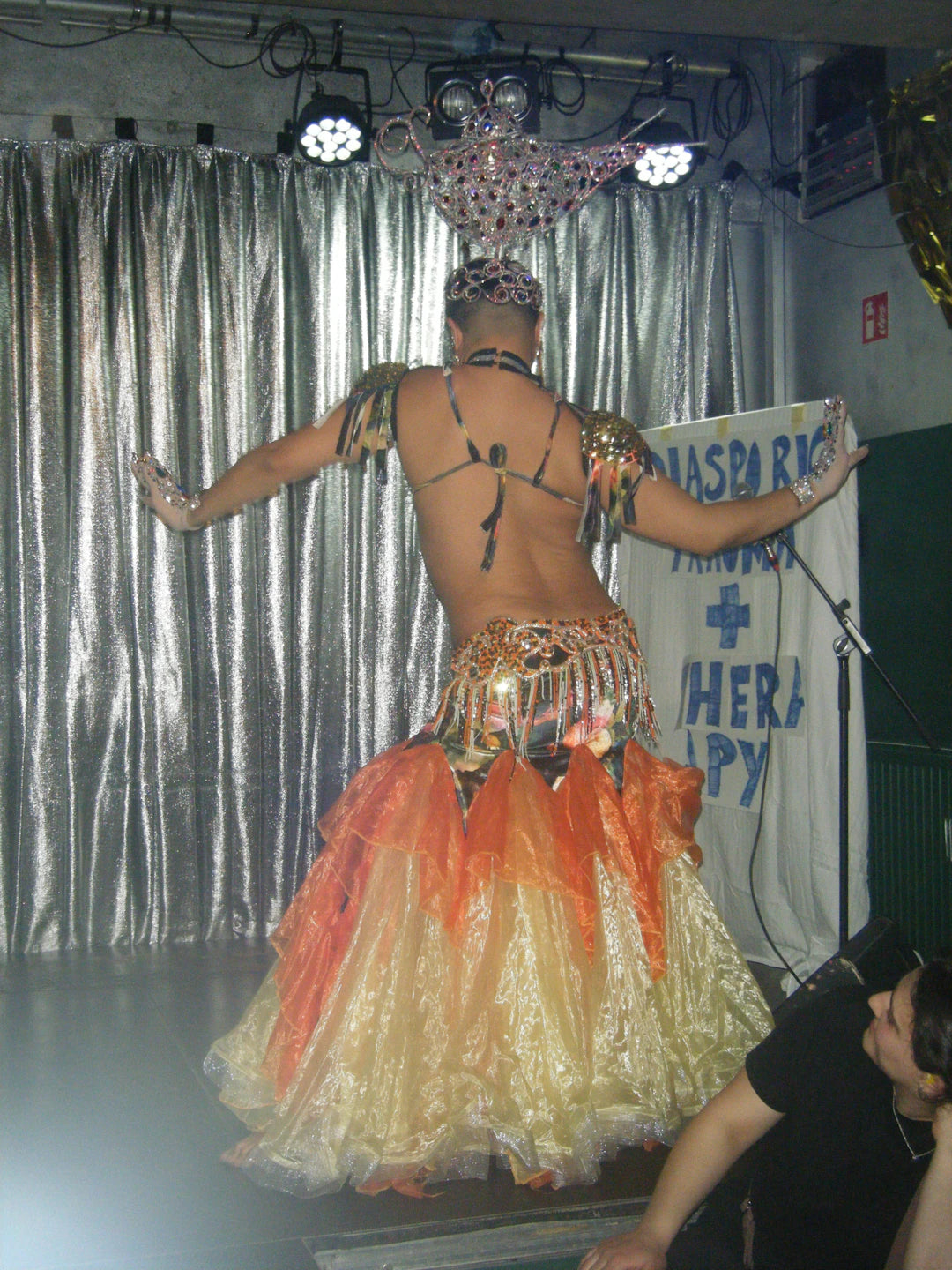 Exotic Dance Costumes for Enchanting Performances
