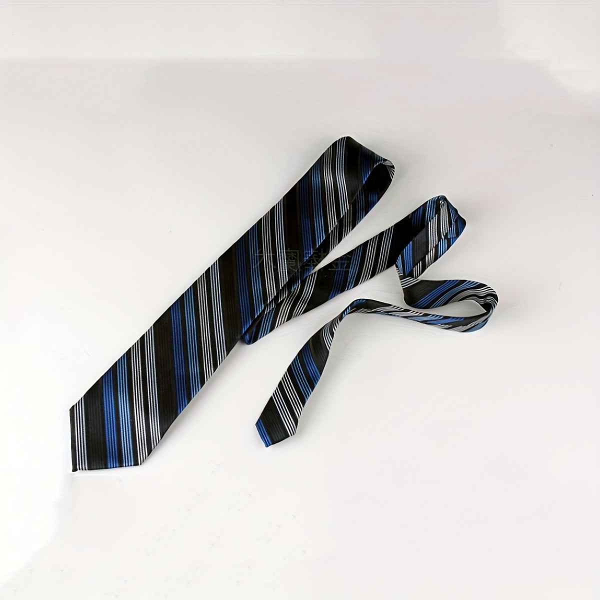 Magic Necktie, Self Elevating Tie, Floating Up, Funny And Comical Magic Props, Stage Clown Annual Meeting, Close-Up Magic, Flying Paper Magic, Party Display, No Need Power Supply, Random Color, 1pc