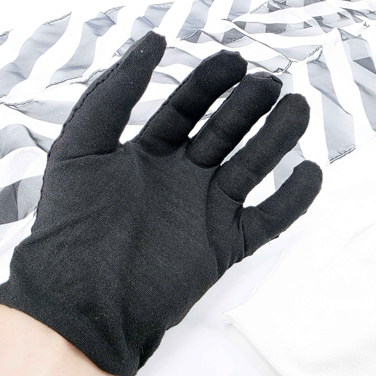 Black And White Gloves to Scarf, Stage Magic Trick Props, for Holiday Party Talent Show, 110.24inch Long Scarf, with Color Box Deluxe