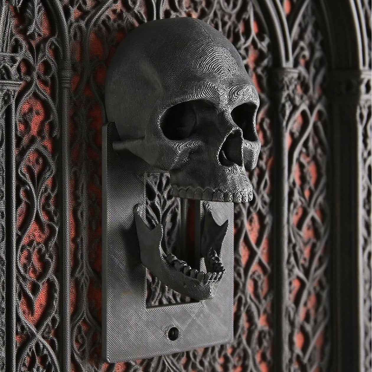 1pc Gothic Skull Wall Switch Cover & Outlet Plate - Battery-Free, Easy Screw Installation, Halloween Home Decor, Durable Wall Plate for Living Room, Bedroom, Office - Spooky Gift Idea