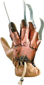 A Nightmare on Elm Street: Freddy Krueger Plastic Glove by HalloweenStore.com