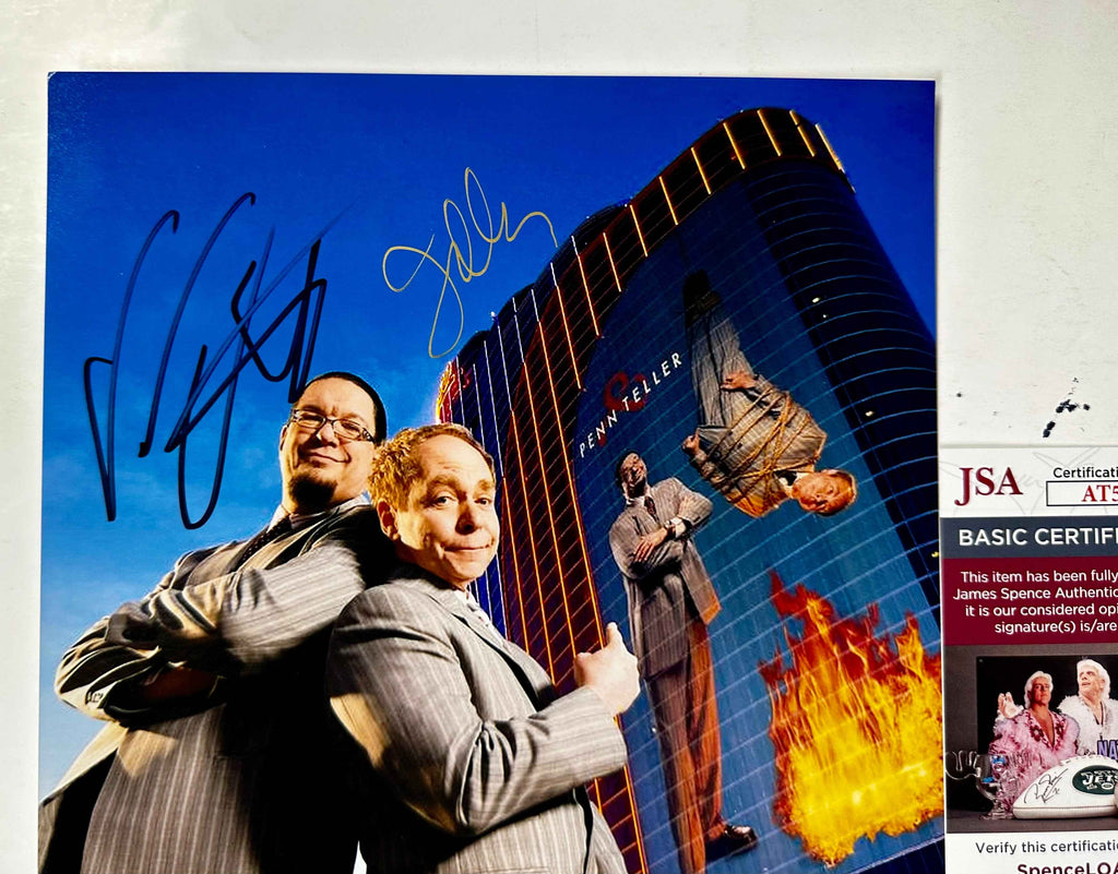 Penn & Teller Signed Entertainer Comedy Vegas Magician 8x10 Photo With JSA COA