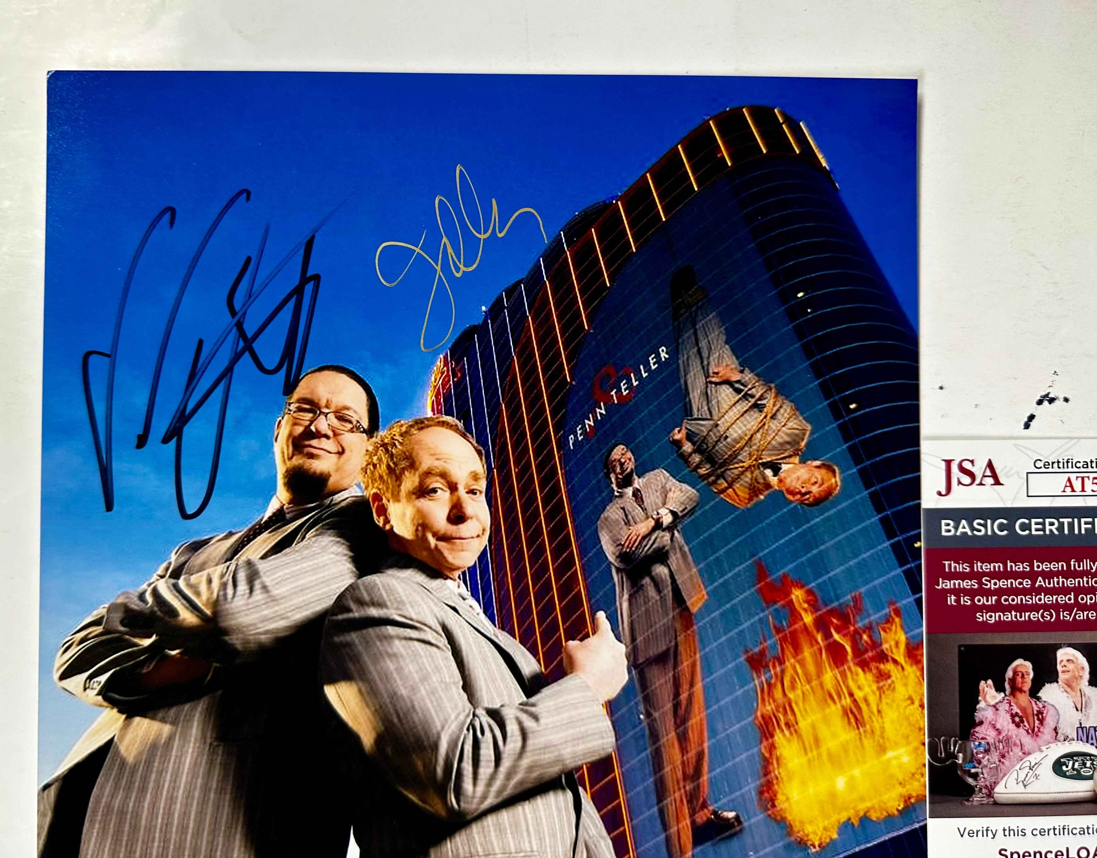 Penn & Teller Signed Entertainer Comedy Vegas Magician 8x10 Photo With JSA COA