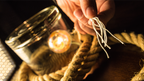 String Theory (DVD and Gimmick) by Vince Mendoza - DVD by Murphy's Magic Supplies, Inc.