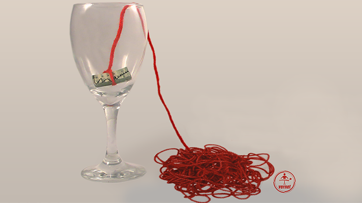 The Yarn (Gimmicks and Online Instructions) by Manuel LLaser - Trick by Murphy's Magic Supplies, Inc.
