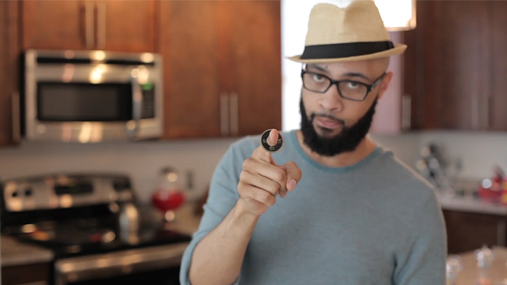 Aperture by Eric Jones and Tango Magic by Murphy's Magic Supplies, Inc.