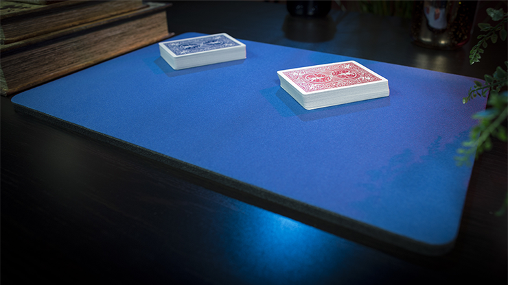 Deluxe Close-Up Pad 11X16 (Blue) by Murphy's Magic Supplies - Trick by Murphy's Magic Supplies, Inc.