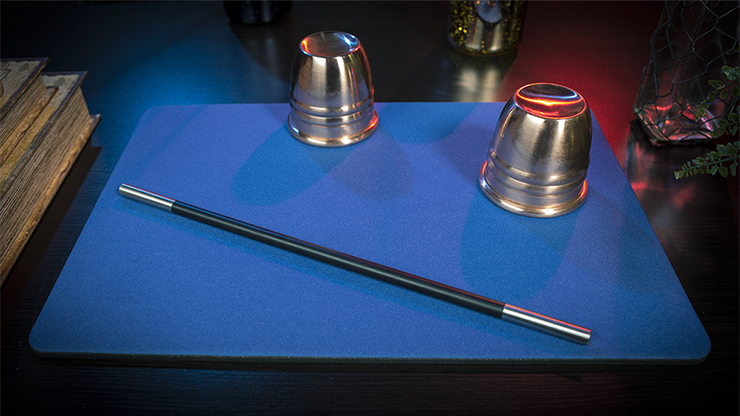 Standard Close-Up Pad 11X16 (Blue) by Murphy's Magic Supplies - Trick by Murphy's Magic Supplies, Inc.