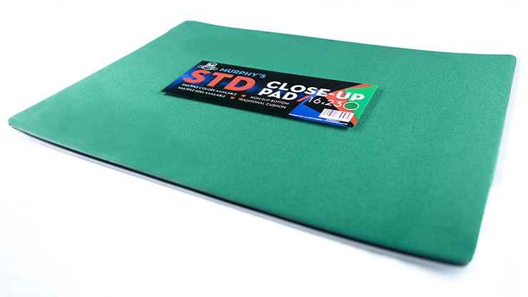 Standard Close-Up Pad 16X23 (Green) by Murphy's Magic Supplies - Trick by Murphy's Magic Supplies, Inc.