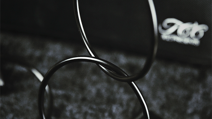 4" Linking Rings (Black) by TCC - Trick by Murphy's Magic Supplies, Inc.