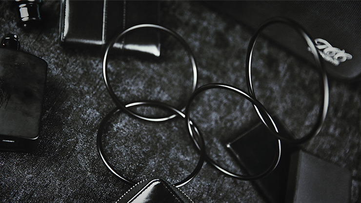 4" Linking Rings (Black) by TCC - Trick by Murphy's Magic Supplies, Inc.
