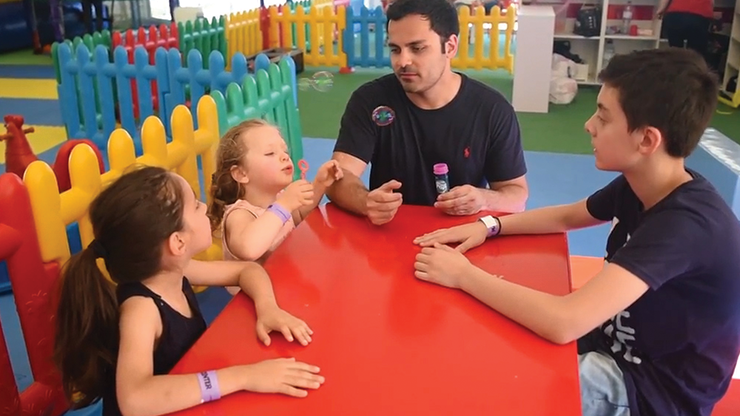 Wonder Pop by Gonçalo Gil and Danny Weiser produced by Gee Magic by Murphy's Magic Supplies, Inc.