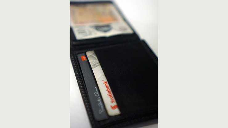 Vortex Magic presents The WEISER WALLET By Danny Weiser by Murphy's Magic Supplies, Inc.