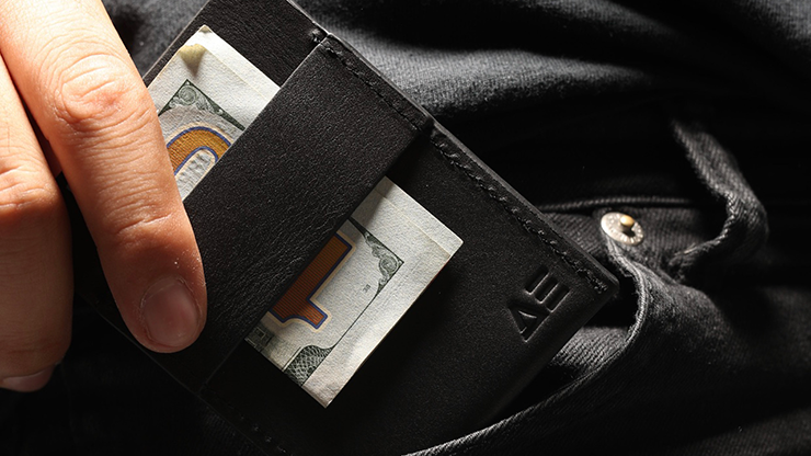 Wallet by Nicholas Lawrence by Murphy's Magic Supplies, Inc.