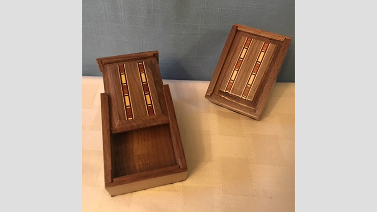 Rattle Box by Tony Karpinski by Murphy's Magic Supplies, Inc.