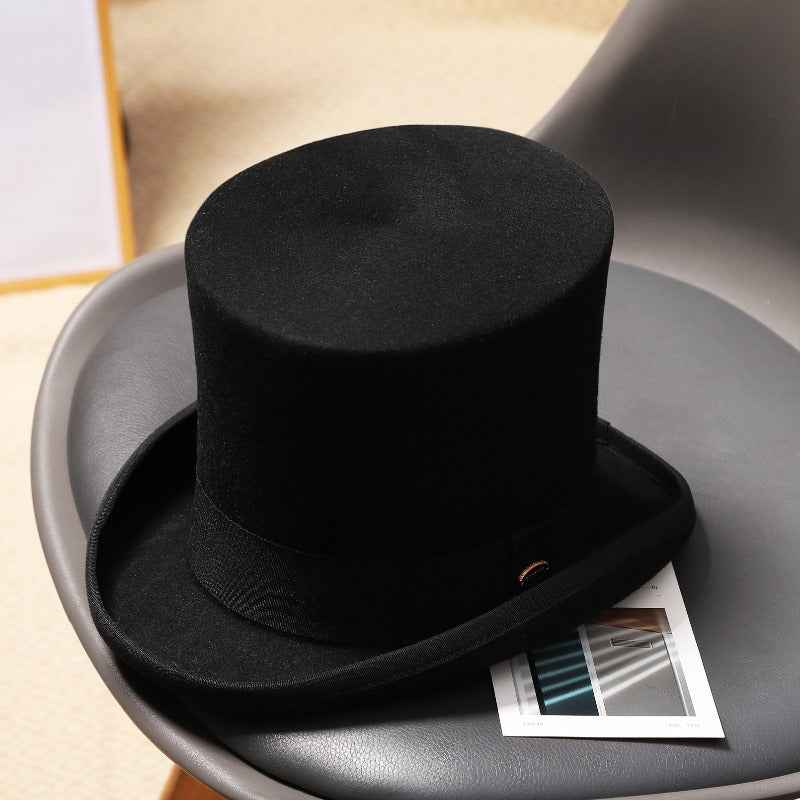 The New Hats Are Niche Solid Colors with a High-end Feel, Including a Presidential Hat, a Jazz Hat, and a Retro High-top Men's Top Hat