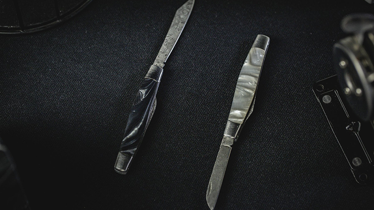 ARTISAN COLOR-CHANGING KNIVES BY TCC by Murphy's Magic Supplies, Inc.