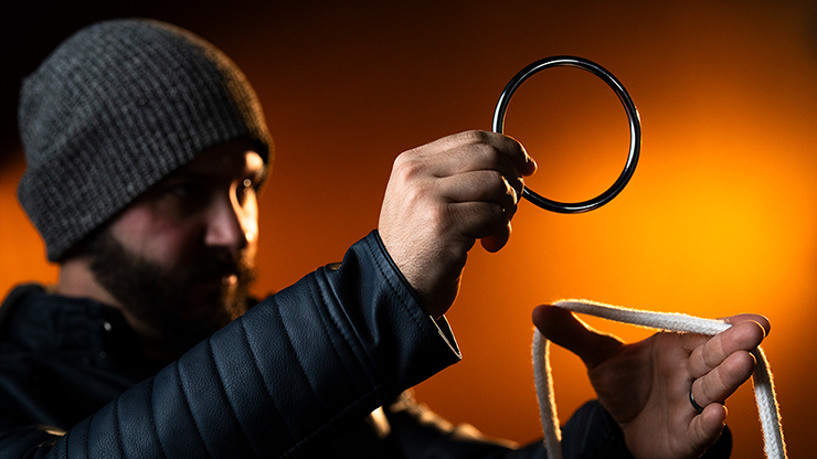 WGM RING ON ROPE SET (Gimmicks and Online Instructions) - Trick by Murphy's Magic Supplies, Inc.