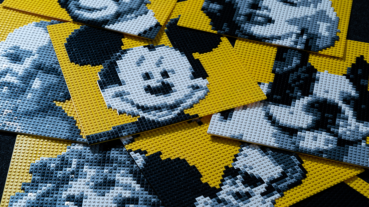 LEGO FRAME by Gustavo Sereno and Gee Magic by Murphy's Magic Supplies, Inc.