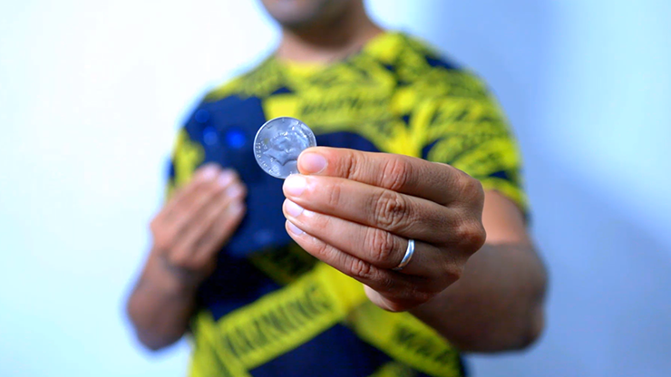 SUPER COIN 2.0 (Gimmicks and Online Instructions) by Mago Flash -Trick by Murphy's Magic Supplies, Inc.