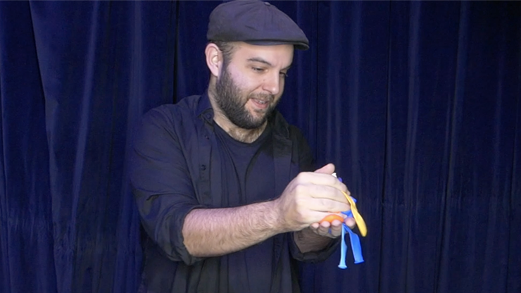 NO BAG FORCE by Gonzalo Albiñana and Crazy Jokers - Trick by Murphy's Magic Supplies, Inc.