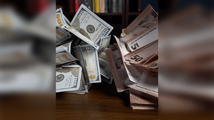 Moneyball by Bond Lee (EUR) by Murphy's Magic Supplies, Inc.
