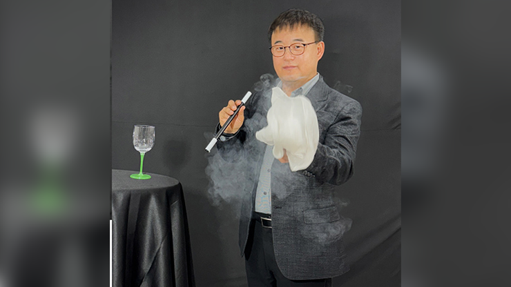 JL Smoke Wand by Murphy's Magic Supplies, Inc.