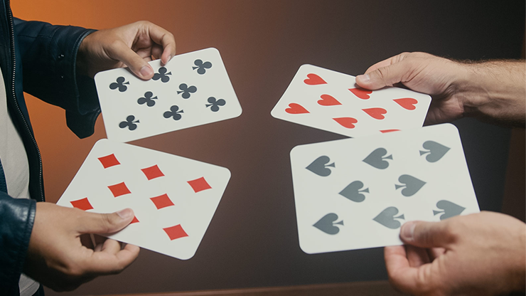 João Miranda Magic presents Royal Fantasy (Poker) by Lubor Fidler by Murphy's Magic Supplies, Inc.