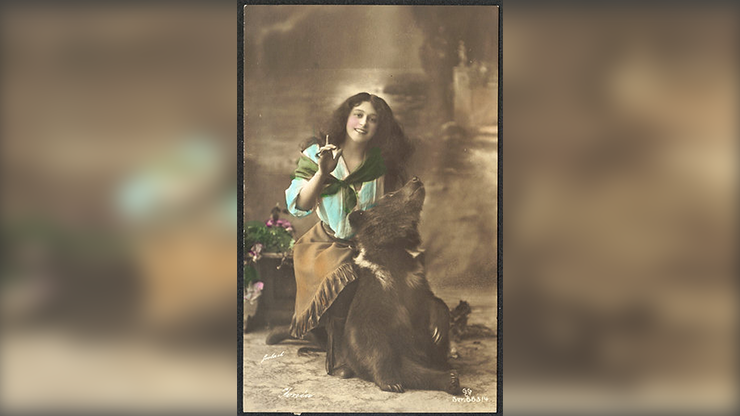 Ionia: Magician Princess Secrets Unlocked by Charles Greene III by Murphy's Magic Supplies, Inc.