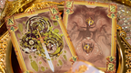 King Arthur V2 (Golden Dawn) Playing Cards by KING STAR by Murphy's Magic Supplies, Inc.