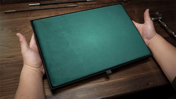 Magicians Organizer Plus Additional Pad (Green) by TCC by Murphy's Magic Supplies, Inc.