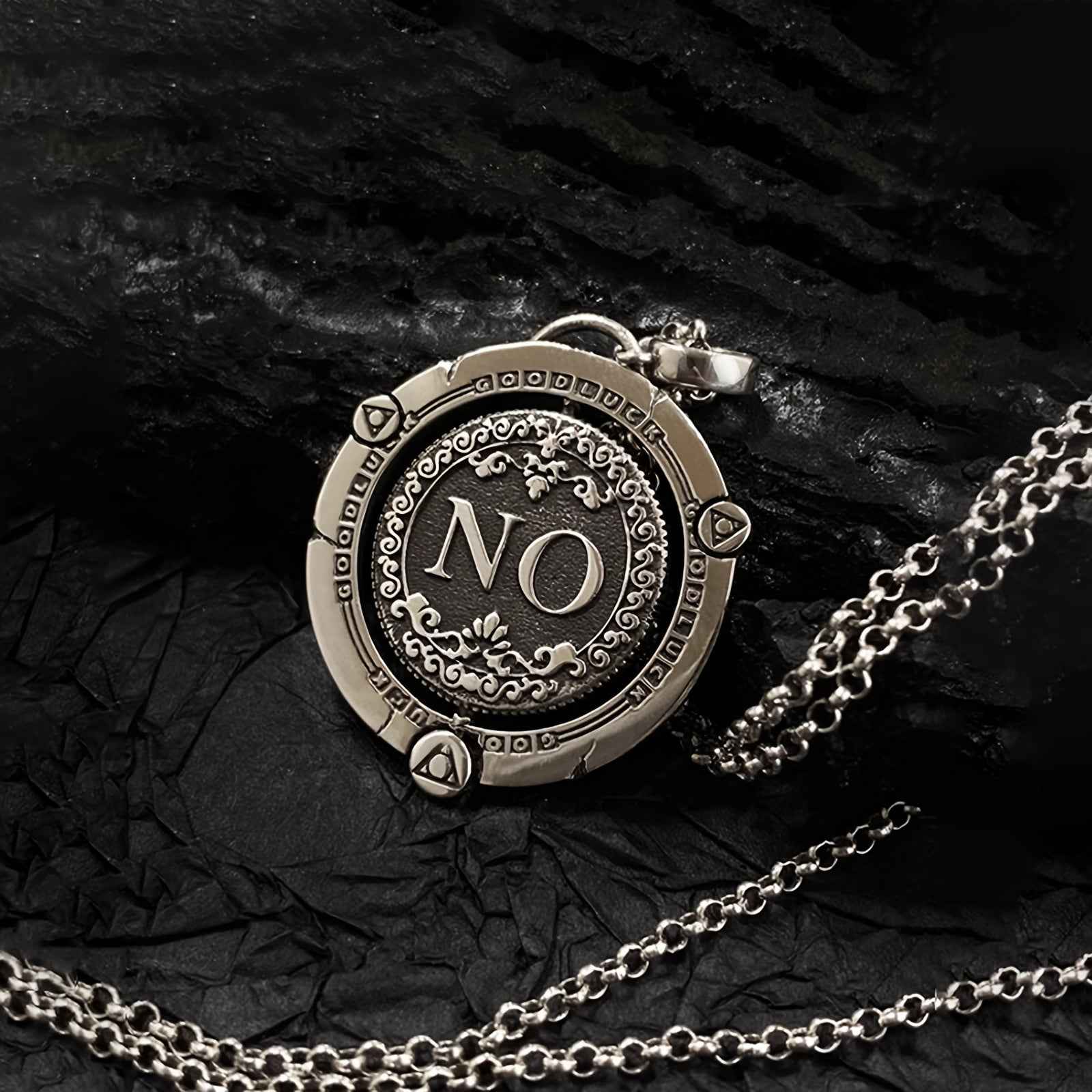 Decision Maker Spinning Necklace, Unisex, Spinning Yes/No Coin Pendant, Spinning Clock Necklace, Fun Jewelry, Birthday/Anniversary Gift, Present for Friends, Punk Style Accessory