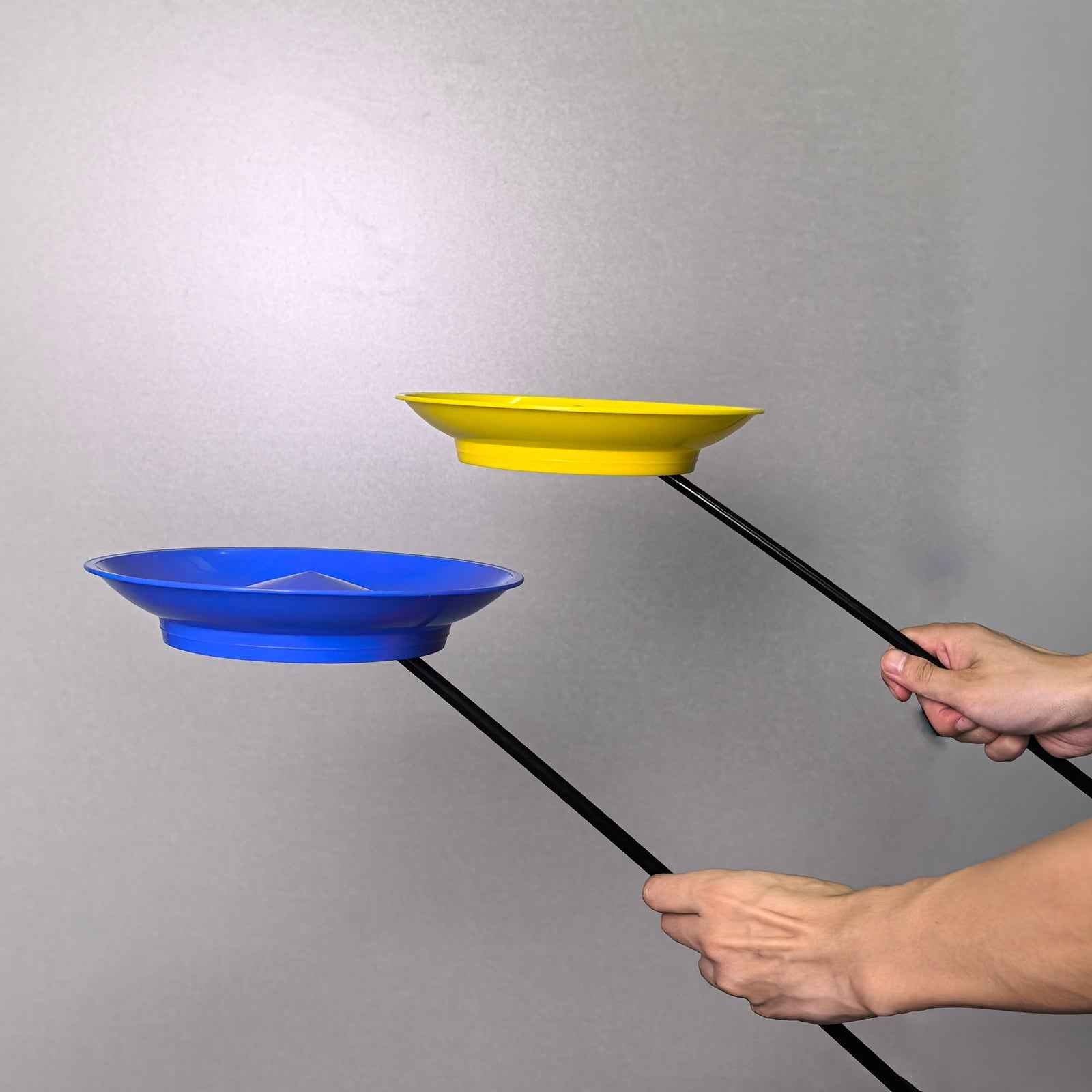Clown Juggling Plate Spinning Plate - Suitable for Magic And Circus Performances, Ages 14 , Party Games And Activities, Halloween Banquet Performance, Birthday/Anniversary/Graduation Gift Choice