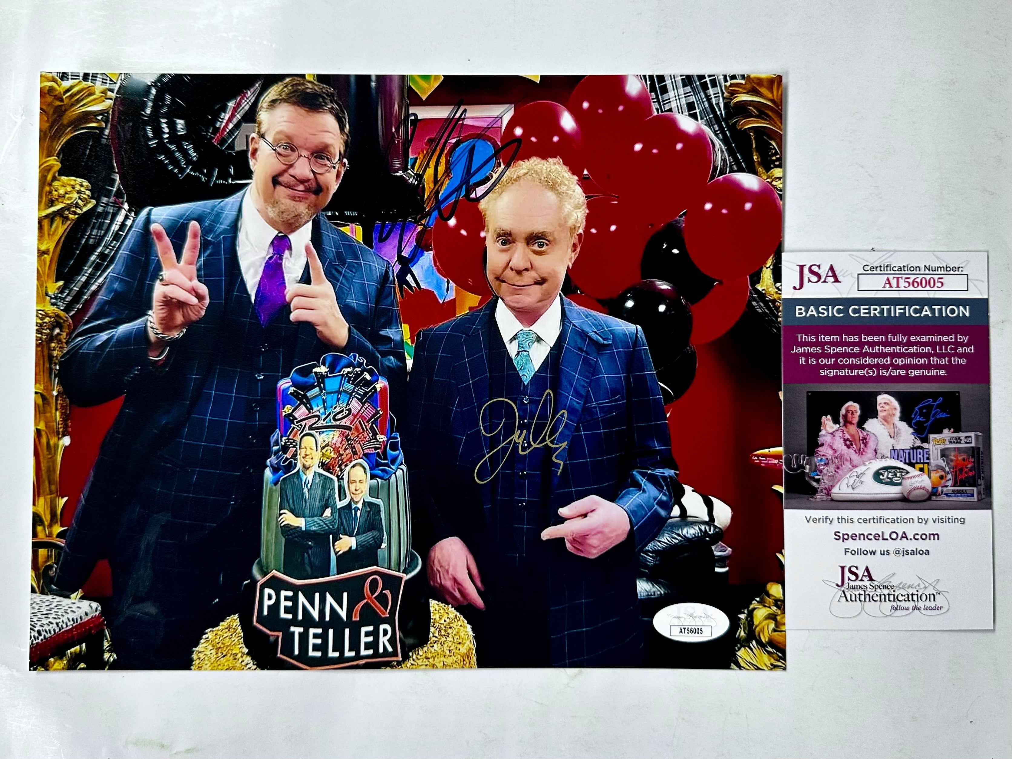 Penn & Teller Signed Entertainer Comedy Vegas Magician 8x10 Photo With JSA COA