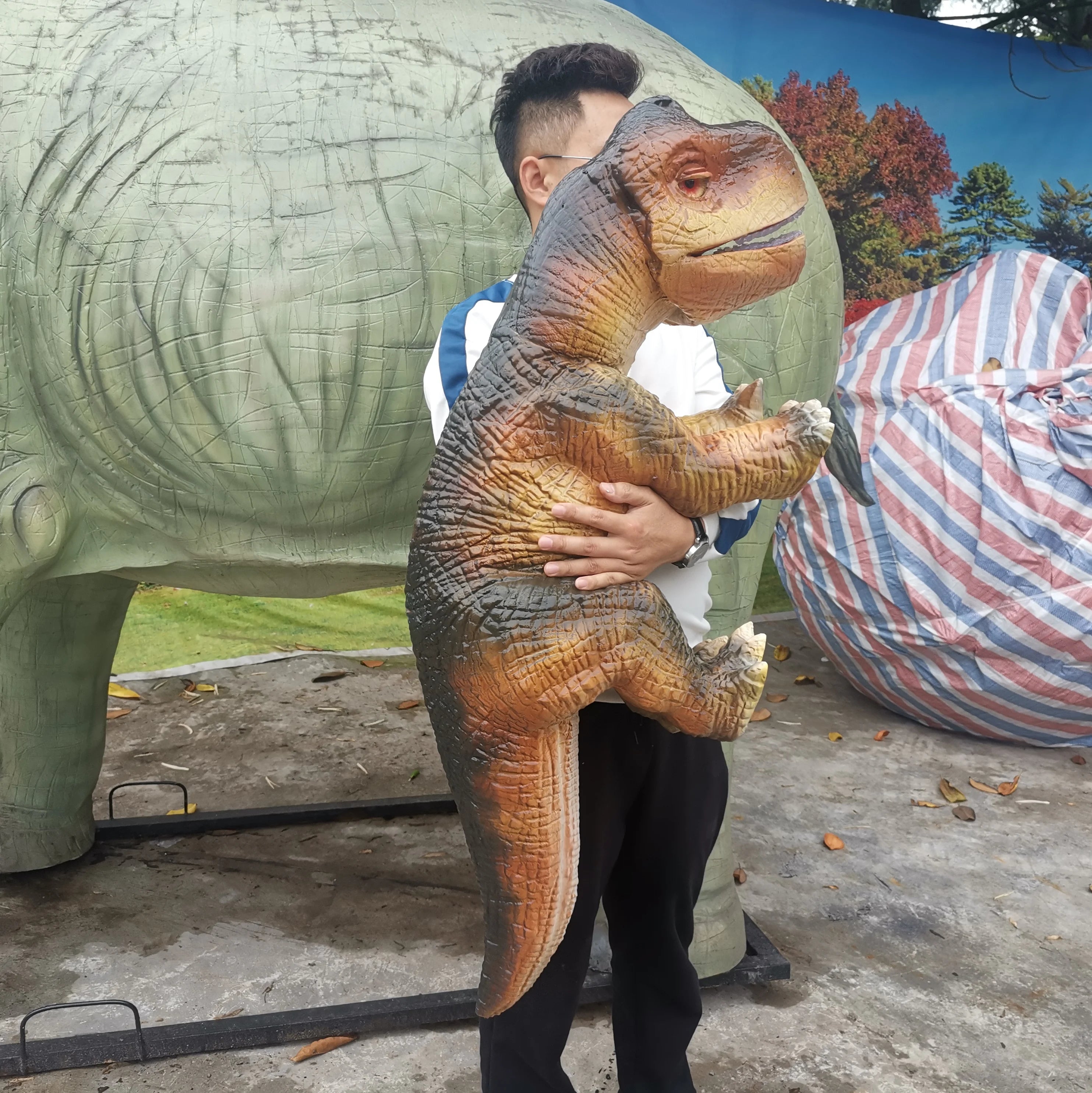 2026 Hot Sale Baby Dinosaur Hand Puppet for Kids