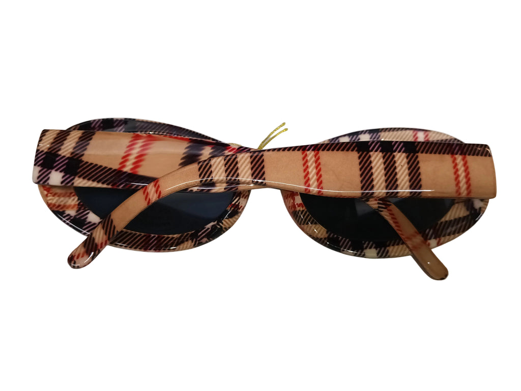 Jackie O Sunglasses by HalloweenStore.com