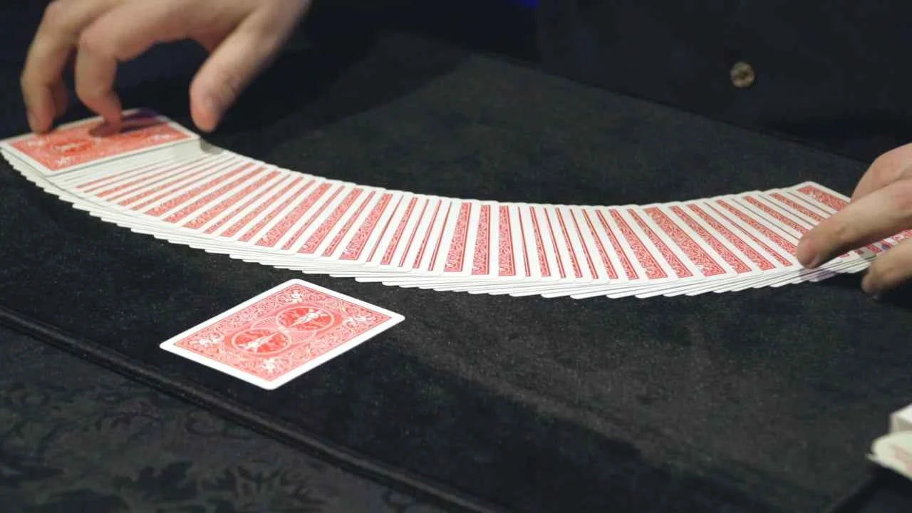 Spectrum By R.Paul Wilson (Gimmick and online instruct) Magic Trick Card Color Change Illusions Close Up Magic Props
