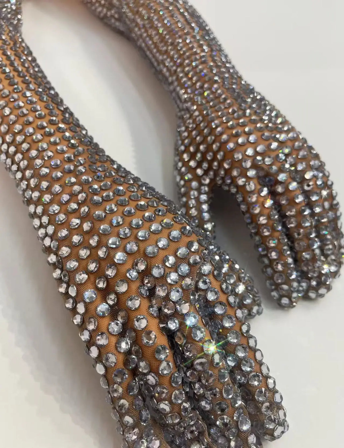 Luxury Full Rhinestones Mesh Long Gloves Women Singer Stage Performance Accessories Celebrity Prom Red Carpet Crystal Mittens
