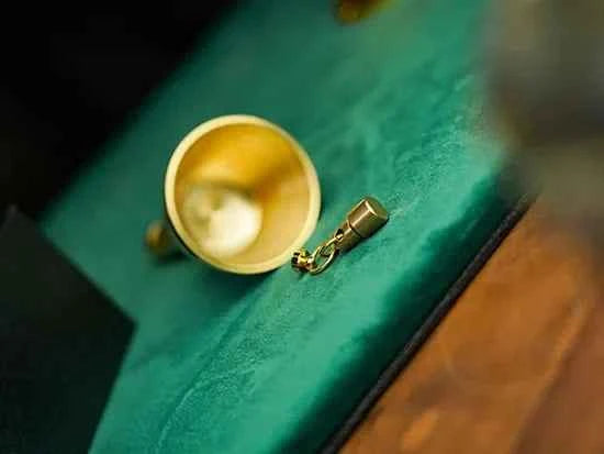 The Bell 3.0 Magic Tricks Magician Appearing Vanishing Accessories Magia Close Up Stage Gimmick Illusions Mentalism Props Fun - Big Tim's Magic Emporium