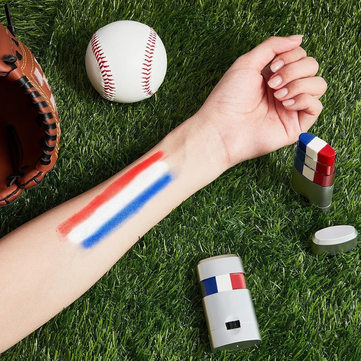 3 Pcs Red White Blue  Flag Face Paint Blendable Safe  Football World Cup Face Paint , Athletes, Baseball, Softball Players