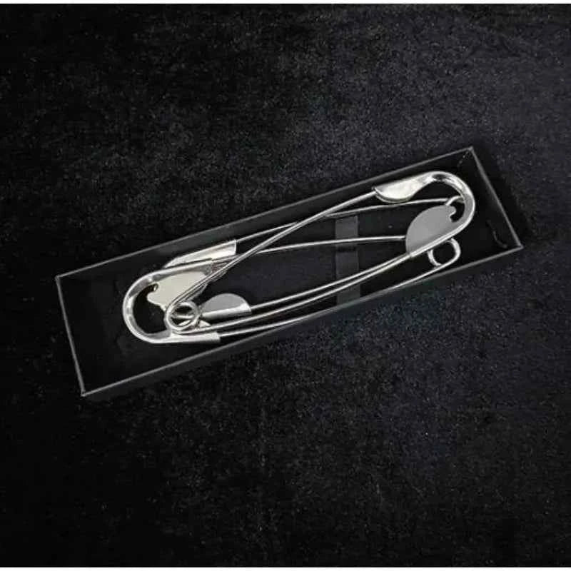 Linking Jumbo Pins By Sam Wei Stage Magic Tricks Illusions Magic Props Professional Magician Trick Magia Funny Gimmicks Games