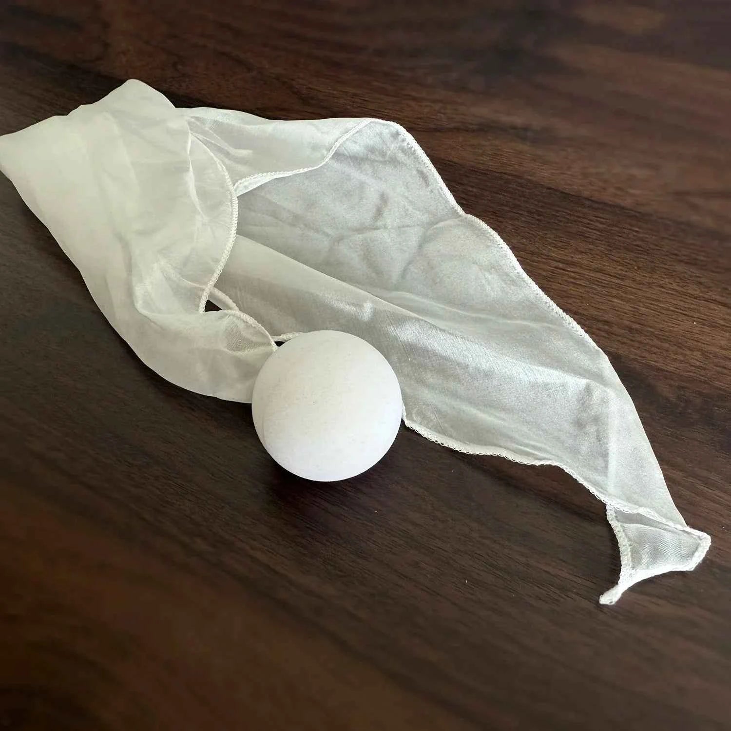 Electric Silk to Ball – Quick Speed Rechargeable Magic Prop (Red or White) - Big Tim's Magic Emporium