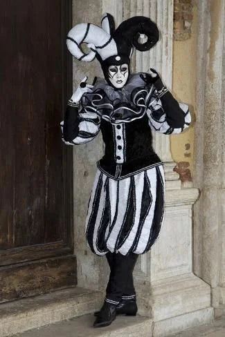 Women Men Jester Cosplay Costume White And Black Outfits Fancy Clown’s Costume Suit With Hat Set Carnival of Venice Costumes - Big Tim's Magic Emporium