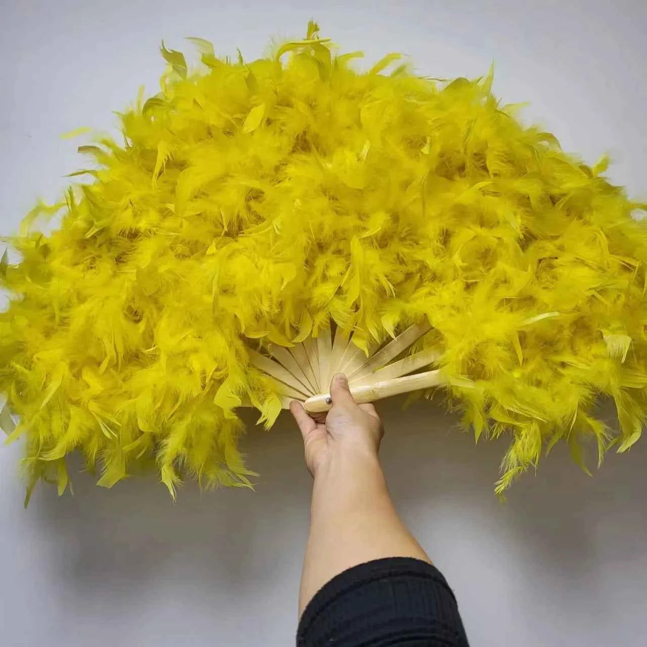 70*40cm Large Pink Feather Fan Stage Performance Dance Fan Photography Props Lolita Feather Folding Fan Wedding Party Decoration