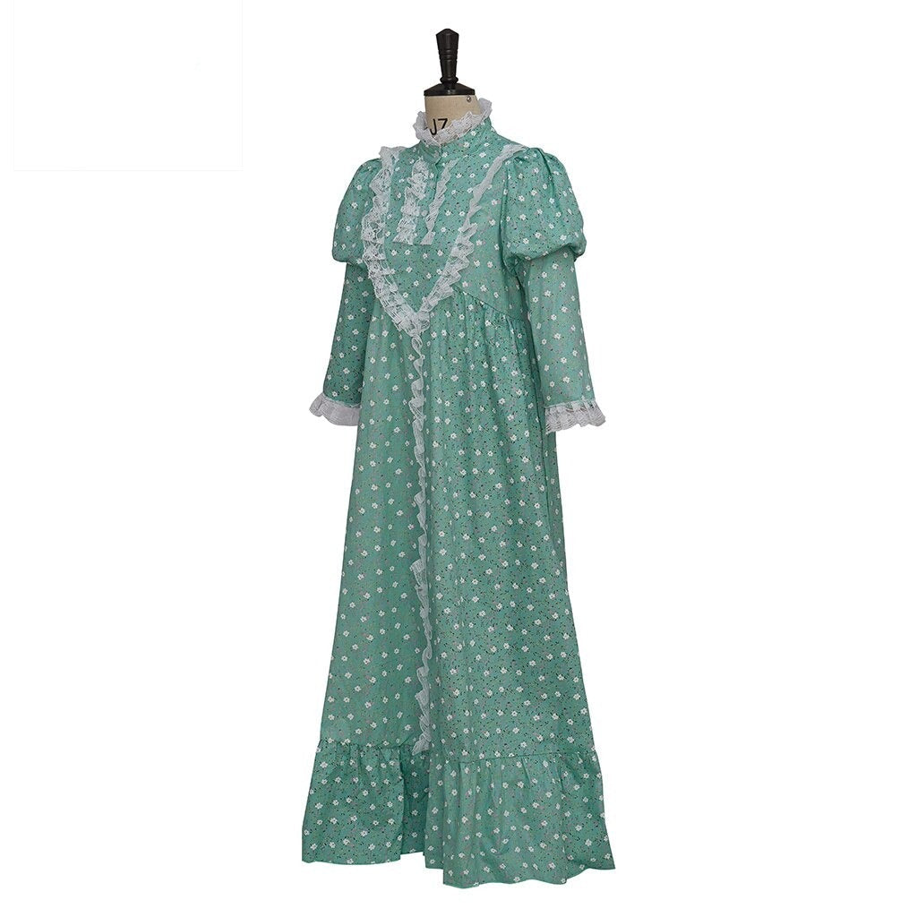 Regan from The Exorcist Cosplay Costume