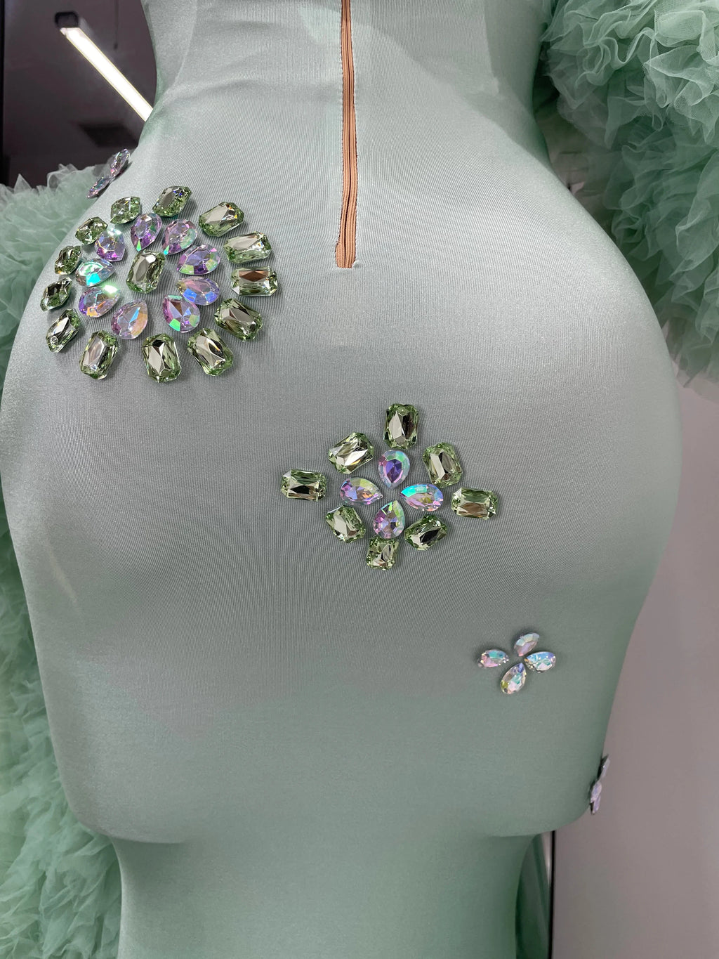 Luxury Prom Gowns Women Mint Green Strapless Breast Cups Puffy Rhinestones Maxi Long Runway Gala Gowns Evening Party Dress