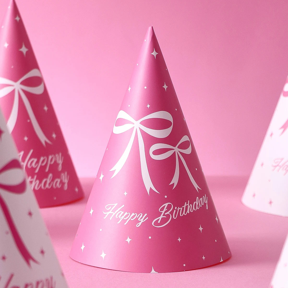 6 Pink Bow-Themed Party Paper Hats, Cute and Beautiful Pink Bow Designs, Suitable for Birthday Parties, Gender Reveal Parties, Birthday Gifts, Pink Bow Decoration Birthday Hats, Baby Party Photography Props, Party Favors, Gen - Big Tim's Magic Emporium