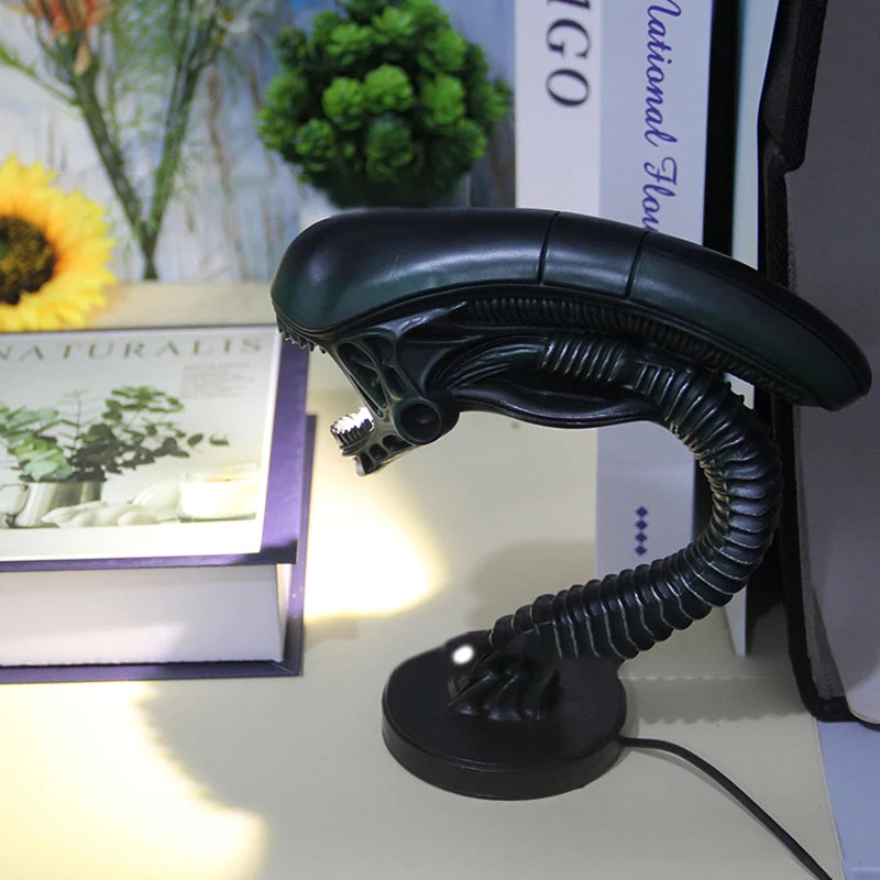 Unique Alien Creature Lamp Stand, Bedroom Home Decorative Lamps, Resin Decoration Items And Ornaments, Two Styles Optional,1pc