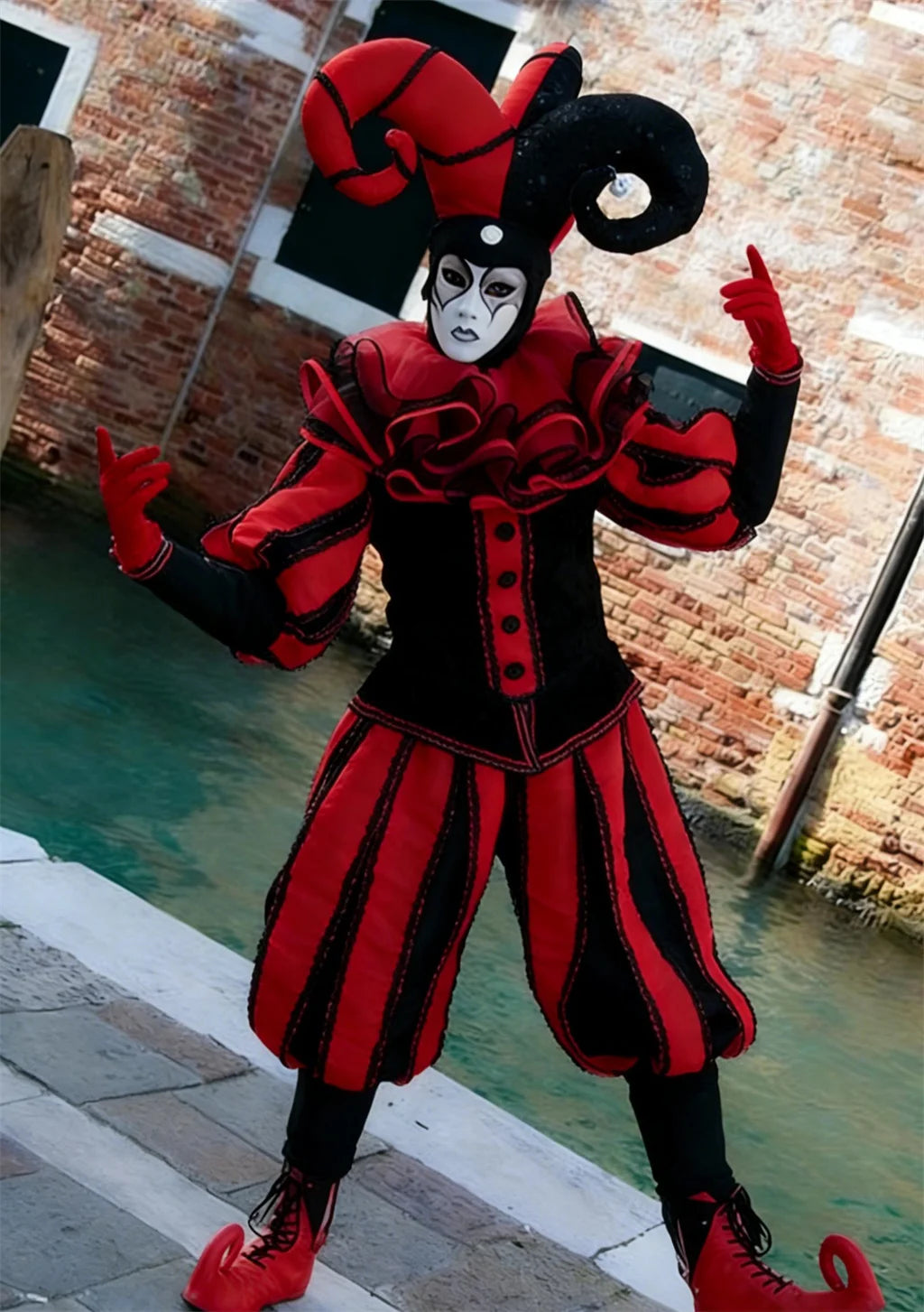 Women Men Jester Cosplay Costume White And Black Outfits Fancy Clown’s Costume Suit With Hat Set Carnival of Venice Costumes - Big Tim's Magic Emporium