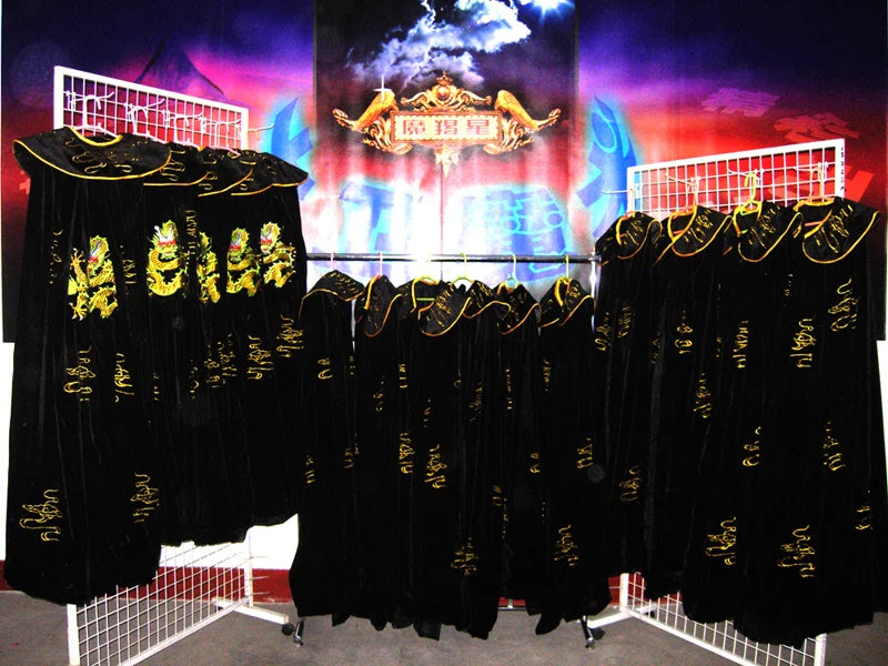 Authentic Sichuan Opera face-changing costumes face props clothes teaching Sichuan face-changing 13 masks